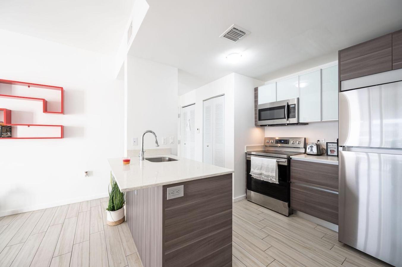 Subtle 2 Bed In Edgewater Downtown With Free Parking Apartment Miami Exterior photo