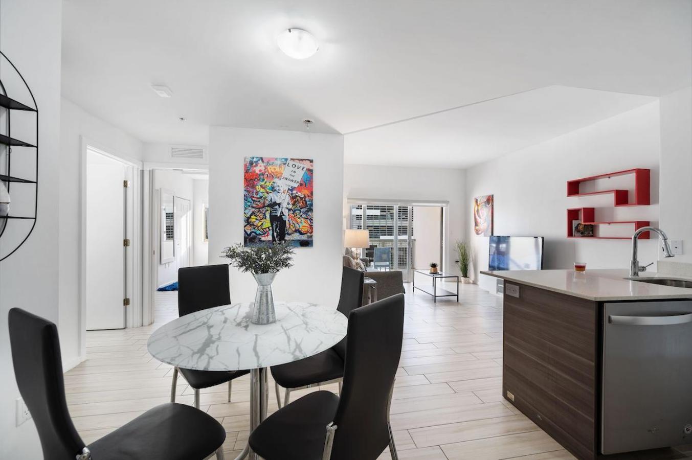 Subtle 2 Bed In Edgewater Downtown With Free Parking Apartment Miami Exterior photo